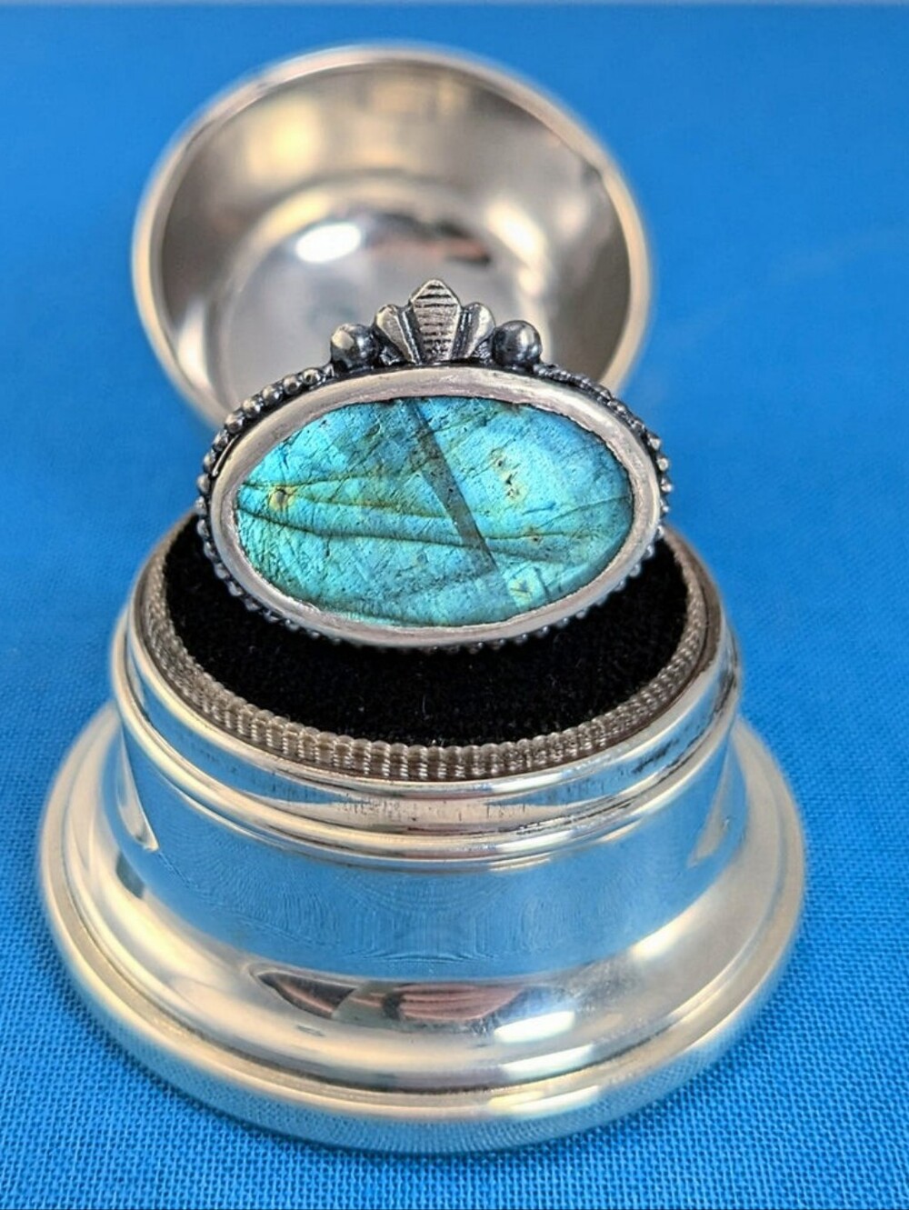 Size 7 Sterling Silver Labradorite Statement